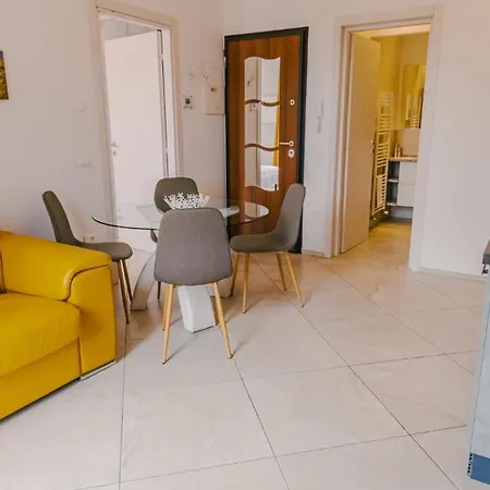 Apartment Domus Dantis - Italian Homing Ravenna