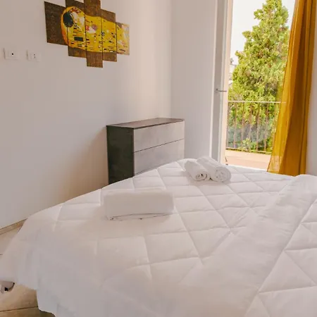 Domus Dantis - Italian Homing Apartment *