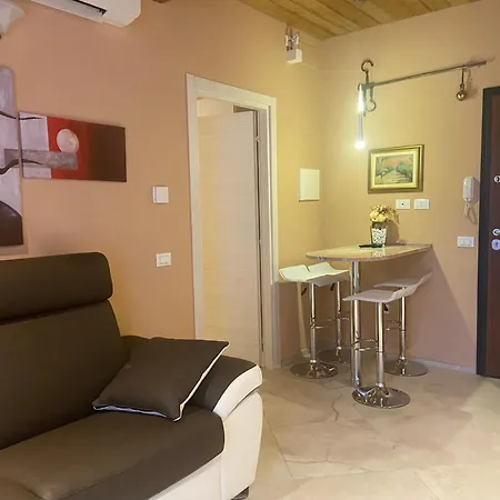 Apartament Domus Dantis - Italian Homing Rawenna