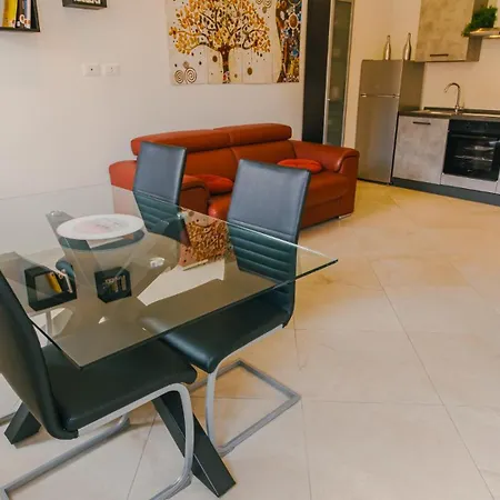 Domus Dantis - Italian Homing Apartment